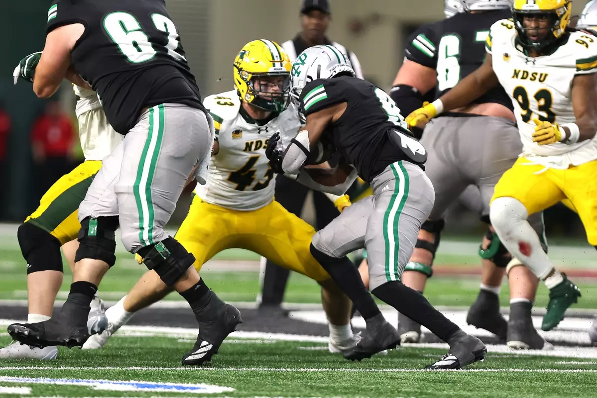 Logan Kopp tackle