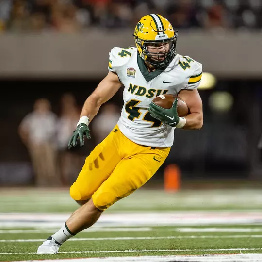 Hunter Luepke runs at Arizona