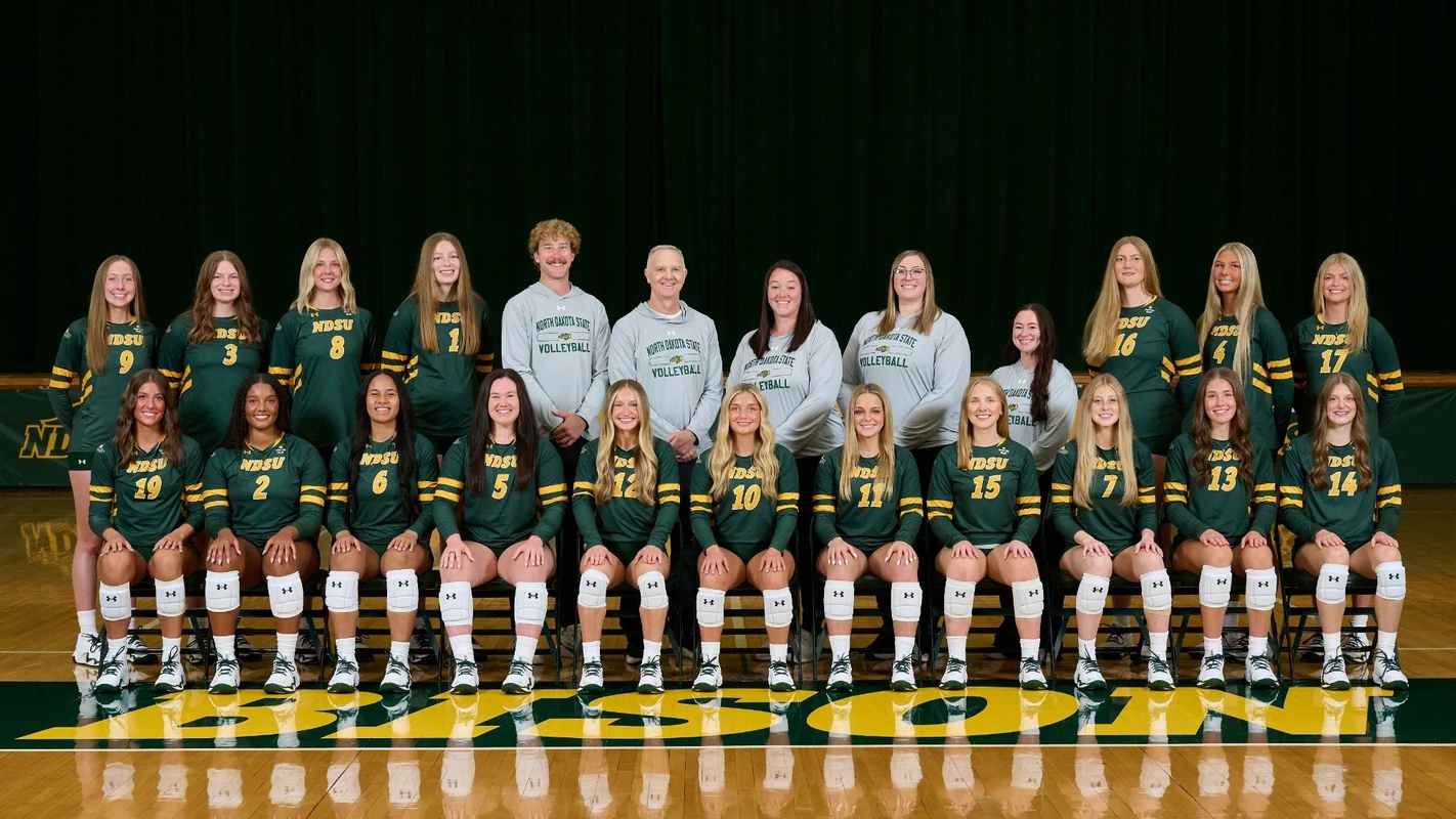 2026 Volleyball Team Photo