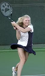 Kim Niggemeyer advances to semifinals of major tournament.