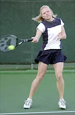 Junior All-American Kim Niggemeyer finished with a final national ranking of No. 29.