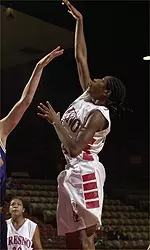 Junior guard Tiffany Simon tied her career-high with 24 points in Fresno State's 79-76 loss to Boise State on Thursday.
