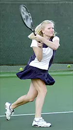 Senior Kim Niggemeyer won both her singles and doubles matches in Fresno State's 7-0 win over Cal Poly on Sunday.