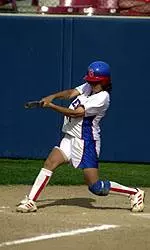 Sophomore second baseman Pam Perez went 3-4 with a run and a RBI in the Bulldogs' 4-1 victory over Hawai'i.