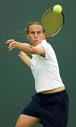 Kathrin Winterhalter reached the semifinals of singles and with partner Lucia Sainz won the doubles at the Saint Mary's Invitational.