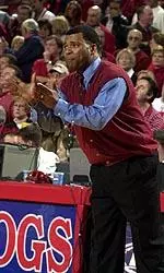 Head coach Ray Lopes has signed the highly touted Dwight O'Neill and Hector Hernandez to play for the Bulldogs next year.