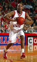 Pettis played 24 minutes in his return, hitting 2 of 6 shots and 6 of 12 free throws.