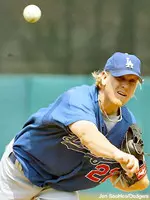 Jeff Weaver was one of the inductees into the Fresno State Baseball Hall of Fame for the year of 2004