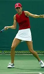 Lucia Tallo won in both singles and doubles as 10th-ranked Fresno State breezed past Idaho 7-0 on Friday.