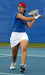 Lucia Sainz's singles win at No. 5 clinched Fresno State's win over SMU, giving the Bulldogs their third WAC title in a row.