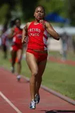 Junior Zinzi Evans shaved 27 seconds off her former career-best 5K time after running 18:32.6 at the UC Riverside Invitational last weekend.