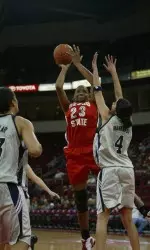 The Fresno State men's and women's basketball teams entertained fans on Wednesday night during the Red/White scrimmage, officially signaling the start of the 2005-06 campaign.