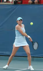 Lucia Tallo cruised in singles to pick up her 76th career victory, the fifth-best total in program history.