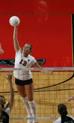 Junior Angela Wiggins finished the night with 25 kills on 59 attempts for a percnetage of .271.