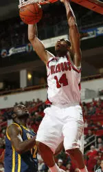 Quinton Hosley led all players with 19 points as well as posting a game-high 10 rebounds. Recording the only double-double of the game, he notched his 11th double-double of the season.