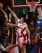 Hector Hernandez scored 20 points.