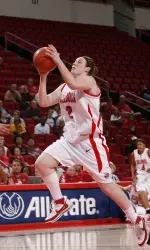 Hayley Munro had 12 points and seven assists for the Bulldogs.