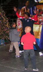 The Fresno State women's basketball team hosted cancer victims from Children's Hospital Central California.