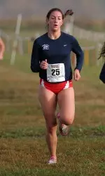 Sophomore Roxanne Sellick set a season-best time for the 'Dogs in the 1-mile run, taking 3rd place last weekend.