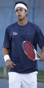 Flavio Mollinedo picked up two victories in singles, both in straight sets.