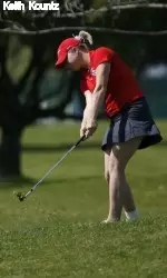 Taylor Siebert is leading the Bulldogs heading into round two which will begin at 7:30 a.m. Tuesday.