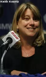 Head coach Jeanne Fleck announced that Jordan Morillo will join the swimming and diving team.