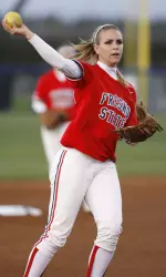 Michelle Moses and the 'Dogs head to the beach for the weekend.