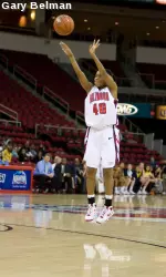 LaShay Fears scored a team-high 14 points on Monday against Louisiana Tech.