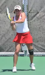 Junior Anastasia Petukhova powered her way to a 6-4, 6-1 victory over Pepperdine's Alexandria Walters.