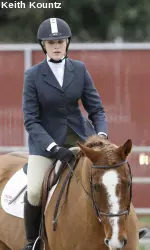 Kimberly Hewson Budnik finished a strong freshman season with an impressive win over No. 2 Georgia.