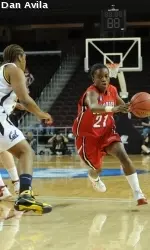 LaToya Brown earned the Leadership Award on Thursday.