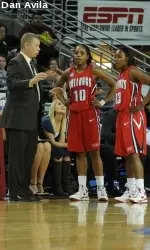 Fresno State coach Adrian Wiggins has signed Rosie Moult and Veronica Wilson.