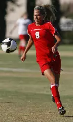 Laura Dodd and the Bulldogs hit the road against CSUB Thursday and host Hawai'i on Sunday in Bulldog Stadium.
