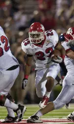 Sophomore A.J. Ellis records his third touchdown of the season as the Dogs beat Idaho 23-20 Saturday night.