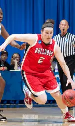 Hayley Munro was 6-for-9 from the floor against Pepperdine.