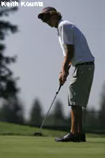 Bryan Hogan carded a 4-under par 67 to help the Dogs climb to third place in at the Ping Arizona Intercollegiate.