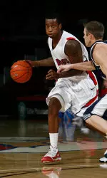 Mike Ladd led the Bulldogs with 16 points on Saturday. (File Photo)