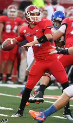 Quarterback Derek Carr