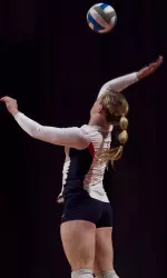 Sophomore Korrin Wild recorded her best three-set kill effort with 17 to lead Fresno State to a 3-0 win over Utah State.