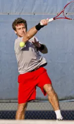 Rikus de Villiers earned wins in singles and doubles against Arkansas.