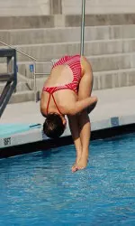 Stacey Luke broke a 10-year-old school record in the 1-meter dive and was awarded the WAC Diver of the Week for her outstanding performance.