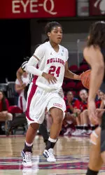 Sophomore Ki-Ki Moore averaged 23.5 points and 4.5 rebounds last weekend as the 'Dogs went 2-0.