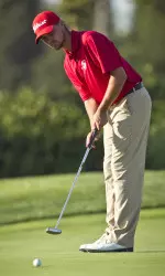 Rufie Fessler knocked in six birdies to sit in first place at 5-under par