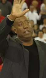 Bernard Thompson and most of the rest of the 1983 NIT Championship team, along with other Fresno State alumni that helped shape the program, were honored during multiple ceremonies on Saturday night.