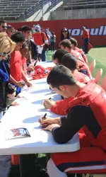 Fans lined up to get autographs from all the players