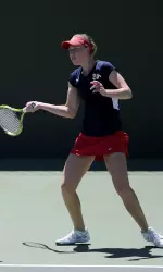 Junior Sophie Watts is ranked No. 47 in singles by the ITA.