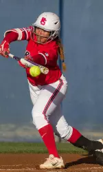 Malia Rivers led the team going 3-for-3 with 1 RBI on Sunday.