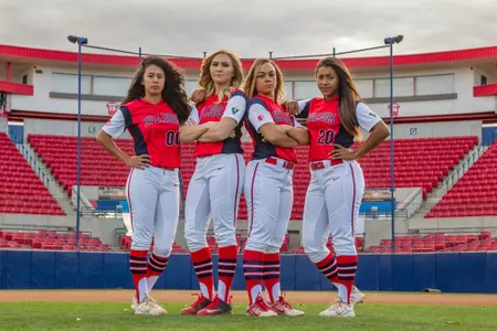 2017 Softball Seniors