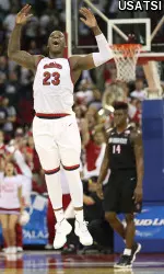 Fresno State senior guard Marvelle Harris celebrates as the Bulldogs beat San Diego State 58-57 on Wednesday night.