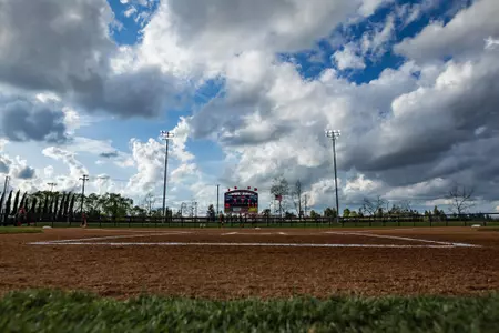 Garza adds three more to 2018 squad, including two NCAA DI transfers Image